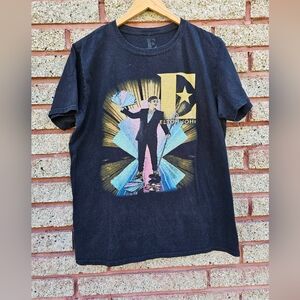 ELTON JOHN Farewell Yellowbrick Road Tour Tee - Size M
